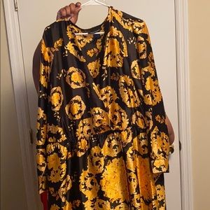 Ashely Stewart Gold and Black Dress (NEVER WORN)